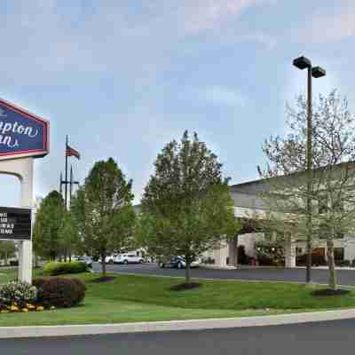 Hampton Inn Hagerstown-I-81 Hotel Exterior