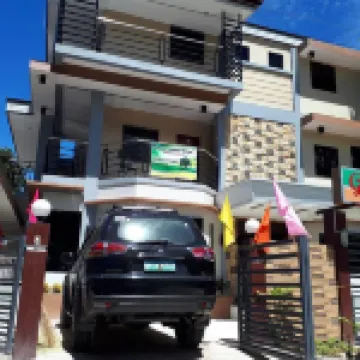 แกรวิโน เพนชั่นเฮาส์