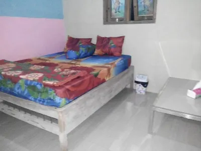 Yunior Guesthouse