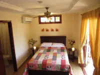 Puerta Sol Inn Hotels in Ayangue