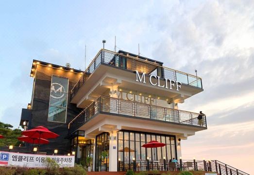 호텔 휴 로프트