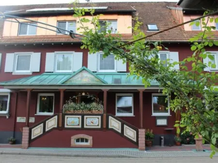 Parkhotel Krone Отели рядом с достопримечательностью «Sauter Green Experience Gmbh»