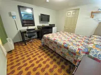 Lodge Inn Wrightstown - Fort DIX - parking