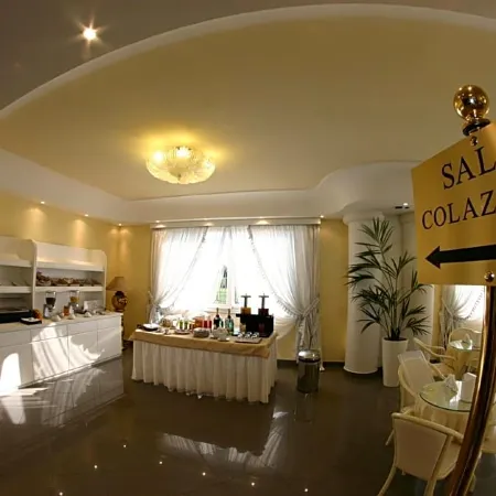 Hotel Luxor