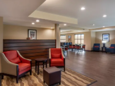 Comfort Inn & Suites Hotels in Rio