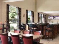 President Abraham Lincoln Springfield - a DoubleTree by Hilton Hotel - bar