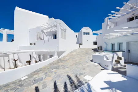Rocabella Santorini Hotel & Spa