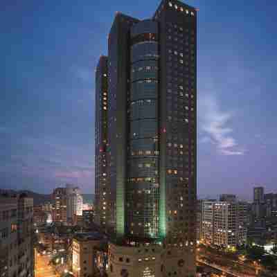 Shangri-La Far Eastern, Taipei Hotel Exterior