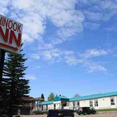 Chinook Inn Hotel Exterior