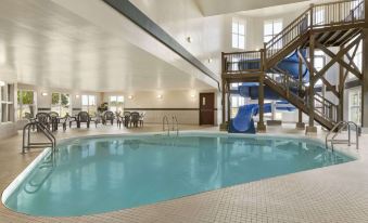 Days Inn by Wyndham Steinbach