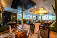 Phoenicia Grand Hotel