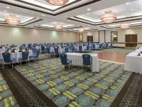Crowne Plaza ST. LOUIS AIRPORT by IHG Hotels in Bridgeton