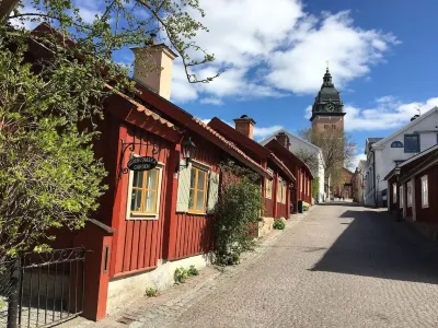 Pensionat Gyllenhjelmsgatan Hotels near Åkers Styckebruks Herrgård (Privatägd - Privat område runt herrgården)