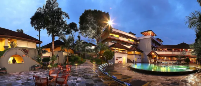 Elephant Court Thekkady Hotels in 