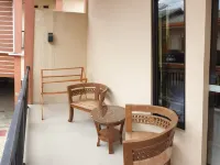 Hollymoon Sekar Ayu Hotel Bojong otelleri