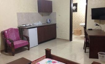 Ikhwa Studio Apartments -Female Guests Only-