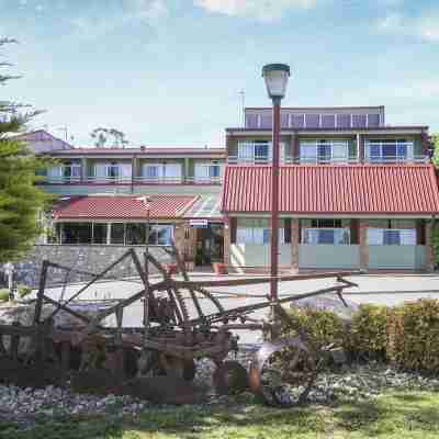 Alpine Gables Hotel Exterior