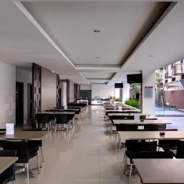 Amaris Hotel Pratama Nusa Dua Отели рядом с достопримечательностью «Коллекция Бали»