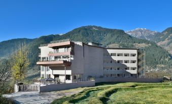 Justa Grand View Resort & Spa, Manali