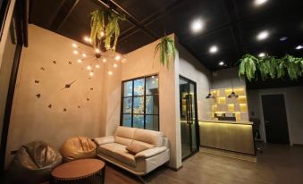 Patong Poshtel - Adults Only - Hostel