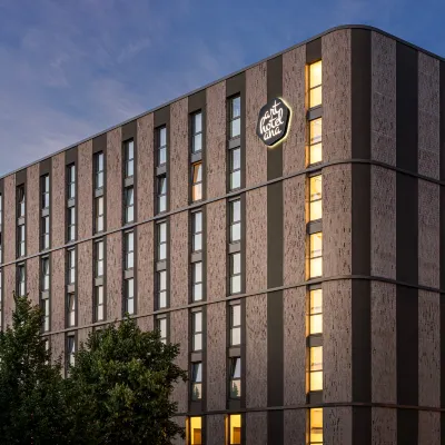 Arthotel Ana Amber Отели рядом с достопримечательностью «Спортивный и конгресс-центр Stadthalle Rostock»