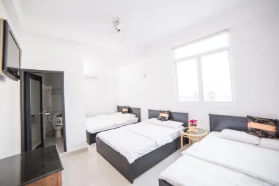 Hotel Bao Quan Hotels in 