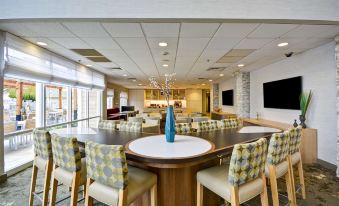 Homewood Suites by Hilton - Oakland Waterfront