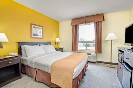 Super 8 by Wyndham Barrie South