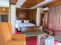 Parai Beach Resort Telengria Hotel a Donorojo