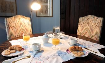 Trevi Palazzo Storico B&B la Suite Blu - Housity