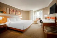 Delta Hotels London Armouries Hotel dekat London Curling Club