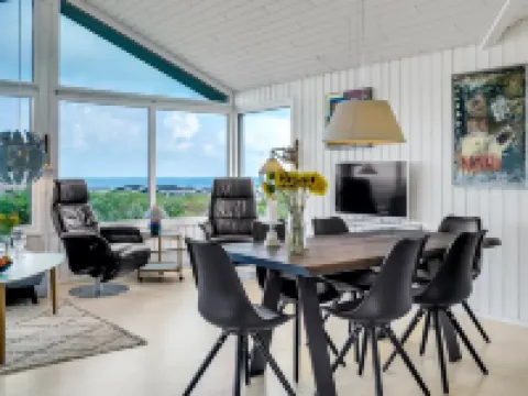 "Reinke" - 200m from the Sea