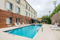 Sleep Inn & Suites Danville Hwy 58 - Pools