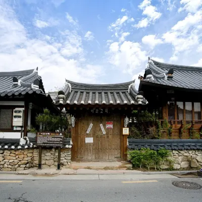 全州韓屋梨花古宅-早餐 鄰近全州傳統酒博物館的酒店