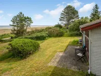 "Elpida" - 100m from the Sea Hotels in Glesborg