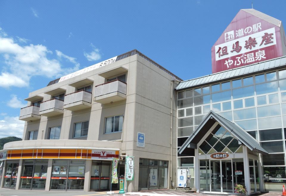 hotel overview picture