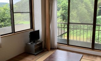 Hoshiyama Detached House at the Foot of MtFuji