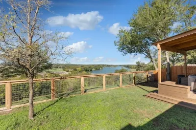 Guadalupe Bluff Farmhouse 3 Bedroom Home by Redawning
