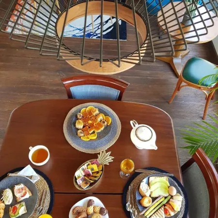 Maison 66, Riviera Hotels