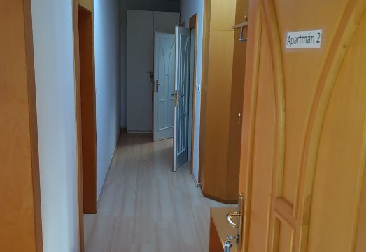 아파트먼트 크로메르지시