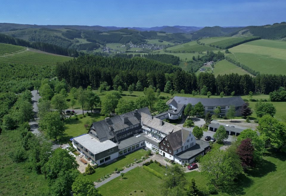 hotel overview picture