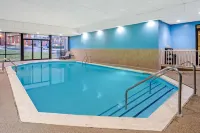 La Quinta Inn & Suites by Wyndham Salisbury Các khách sạn ở Salisbury