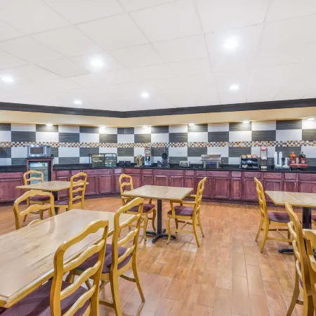 Ramada by Wyndham Macon