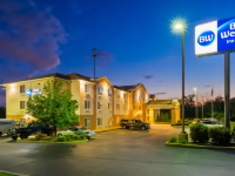 Best Western Penn-Ohio Inn  Suites Hotels in Trumbull County