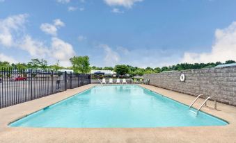 Days Inn by Wyndham Joelton/Nashville