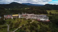 Hotel Termas Puyehue Wellness & Spa Resort Các khách sạn ở Puyehue