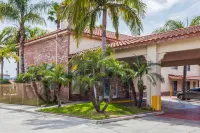 Days Inn & Suites by Wyndham South Gate Hotels in South Gate