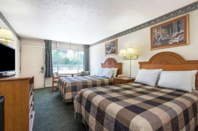 Days Inn by Wyndham Lake City I-75 Hotels in Columbia County