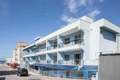 Bombinhas Praia Apart Hotel - Unidade Rua Corrupião فنادق في بومبينهاس