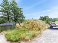 "Sjamme" - 1.2km from the Sea - Parkering